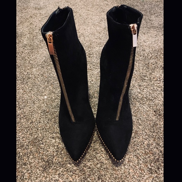 Studded Heels - Picture 2 of 3